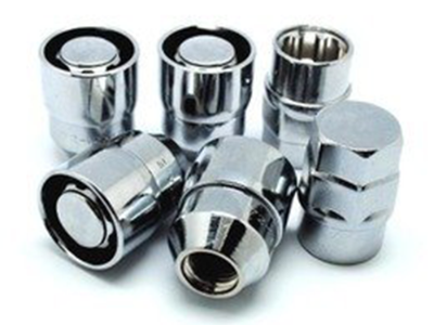 輪胎防盜螺母應(yīng)該怎么用呢？